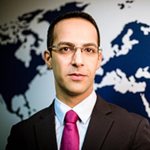 Ali Vaez