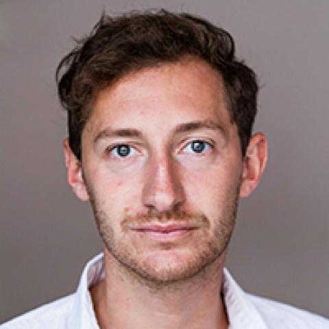 Daniel Hilton
