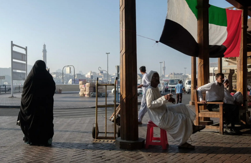 A photograph of daily life in Dubai, by Ola Allouz. (Courtesy of Ola Allouz)