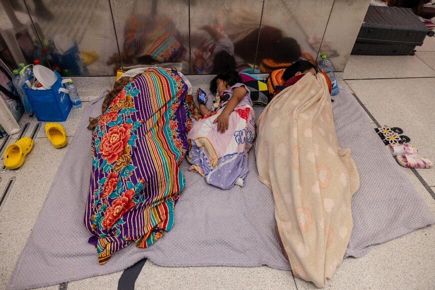 For some it's preferable to sleep all night in the underground 