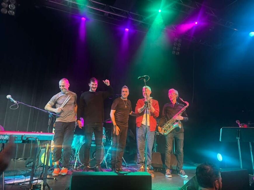 Arash Sobhani performing in Amsterdam on Oct. 25. 2025.