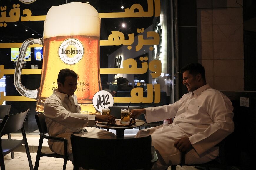 Saudi customers enjoying their alcohol-free draft pints
