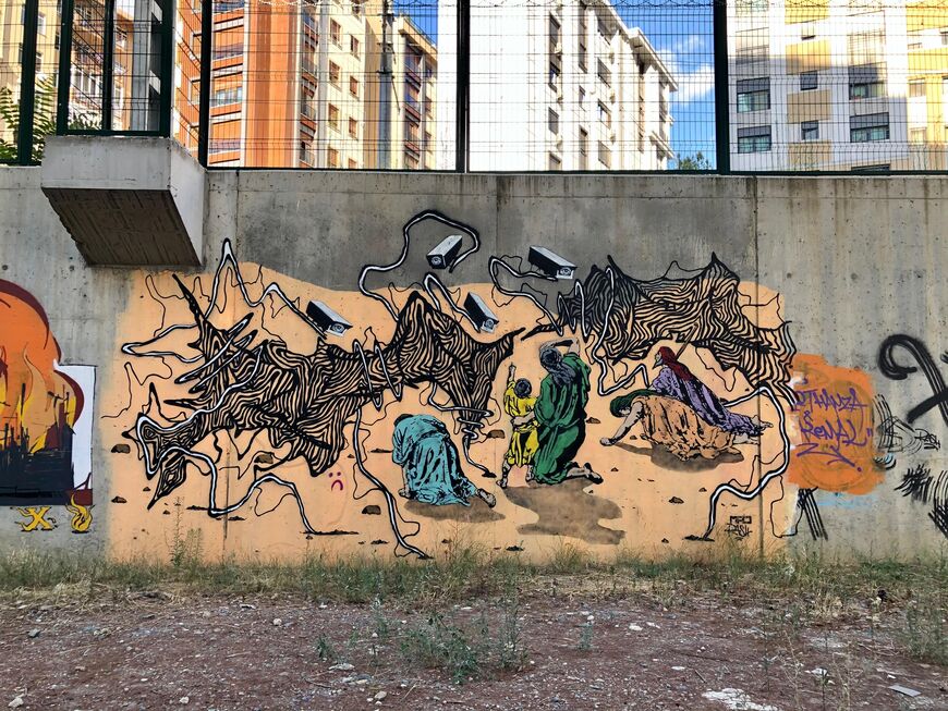 Rash combines graphic forms with human figures (Courtesy of İrem Guler)