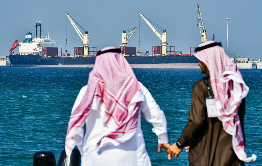 Saudi Arabia is the world's leading crude exporter